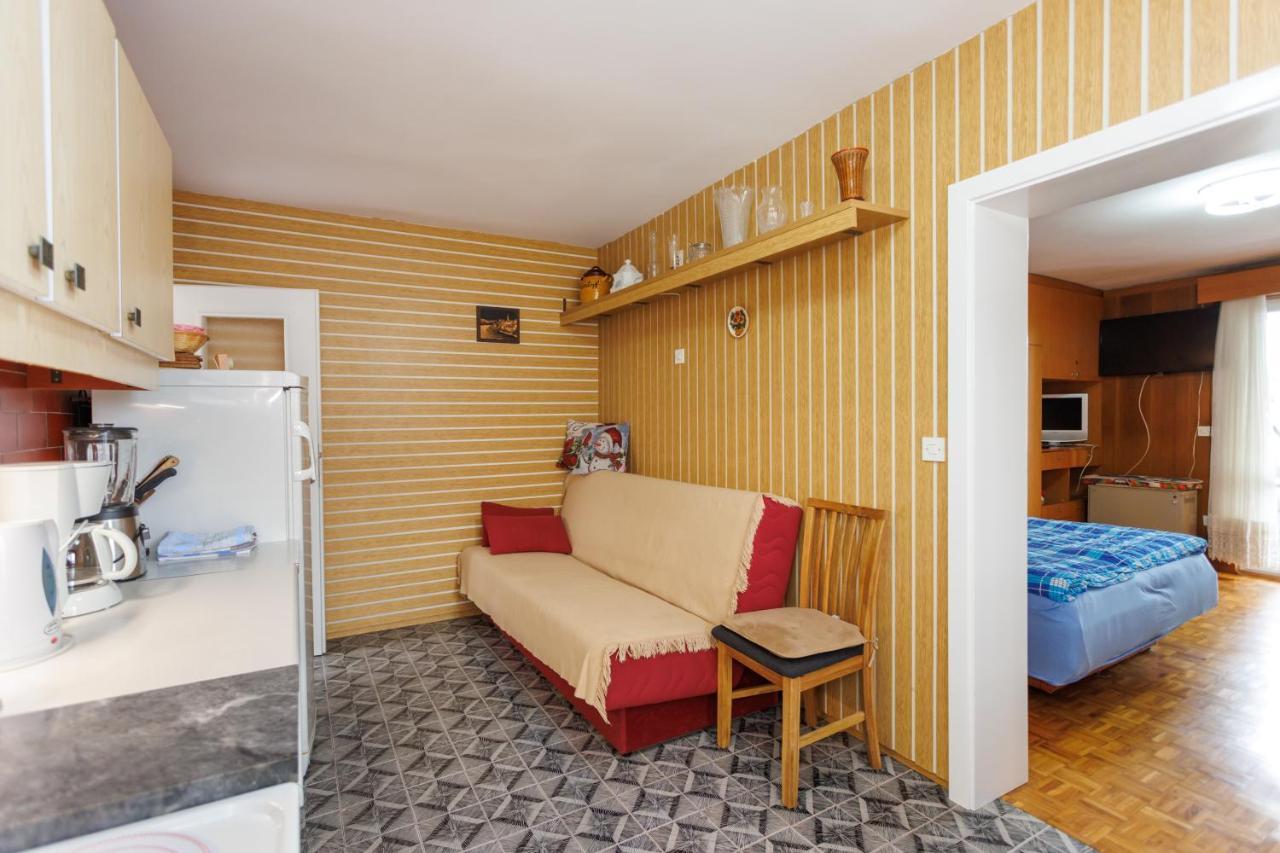 Apartments Pika Крк Экстерьер фото