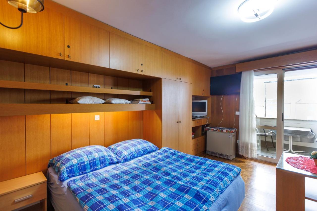 Apartments Pika Крк Экстерьер фото